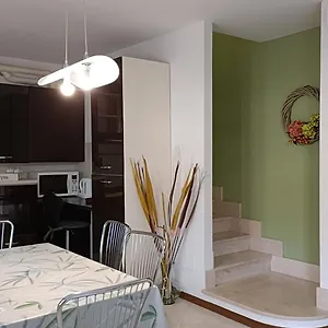 S.g. House , Castelnuovo del Garda Italia